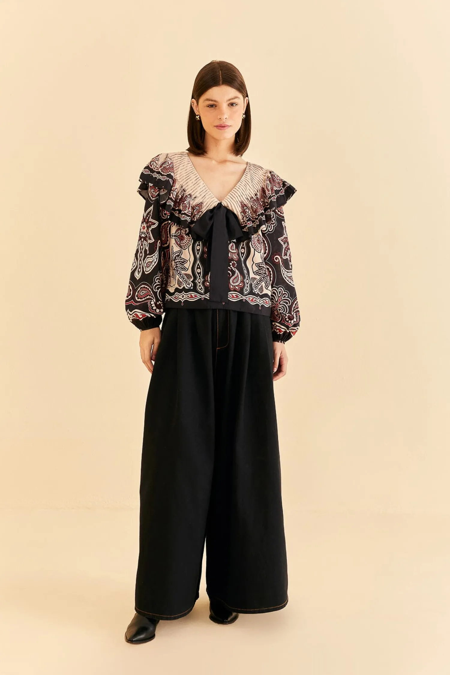 FARM Rio BLACK & WHITE SWEET MERMAIDS BLOUSE