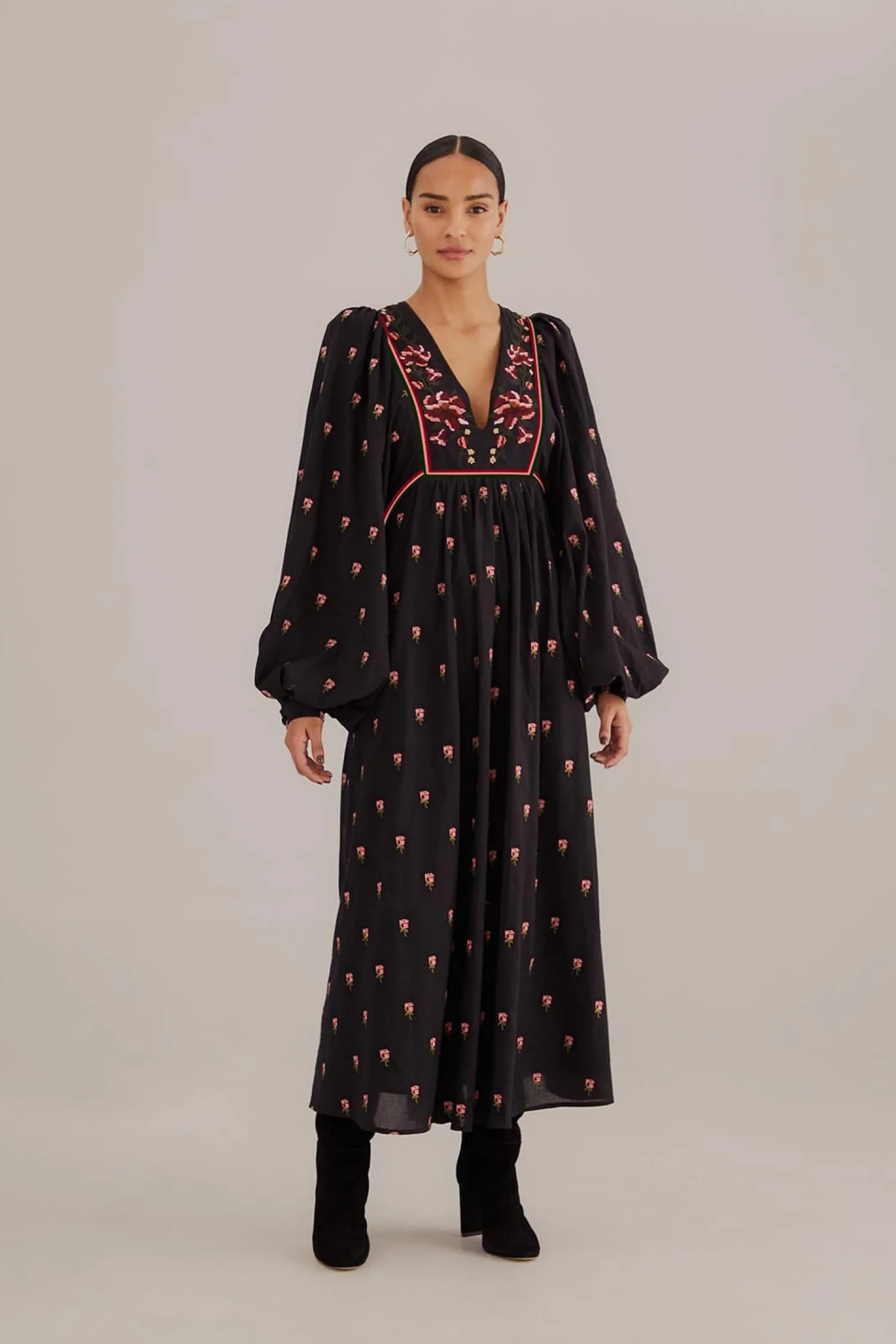 FARM Rio BLACK FLORAL EMBROIDERED V NECK MAXI DRESS