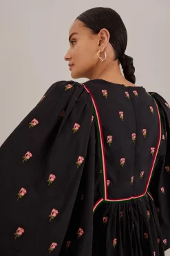 FARM Rio BLACK FLORAL EMBROIDERED V NECK MAXI DRESS