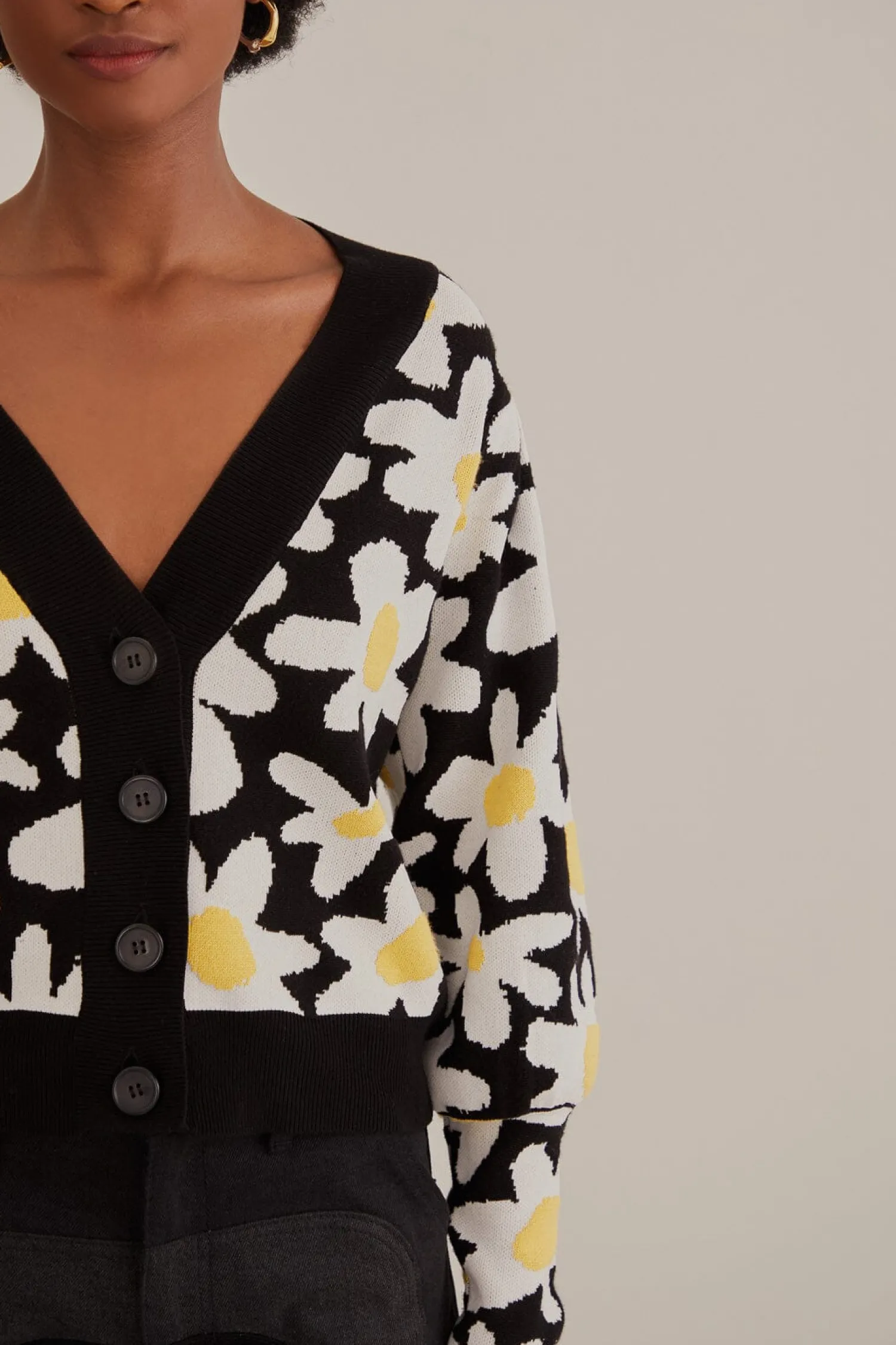 FARM Rio BLACK FLOWERS KNIT CARDIGAN