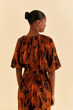 FARM Rio BLACK GIRAFFES PUFF SLEEVE BLOUSE