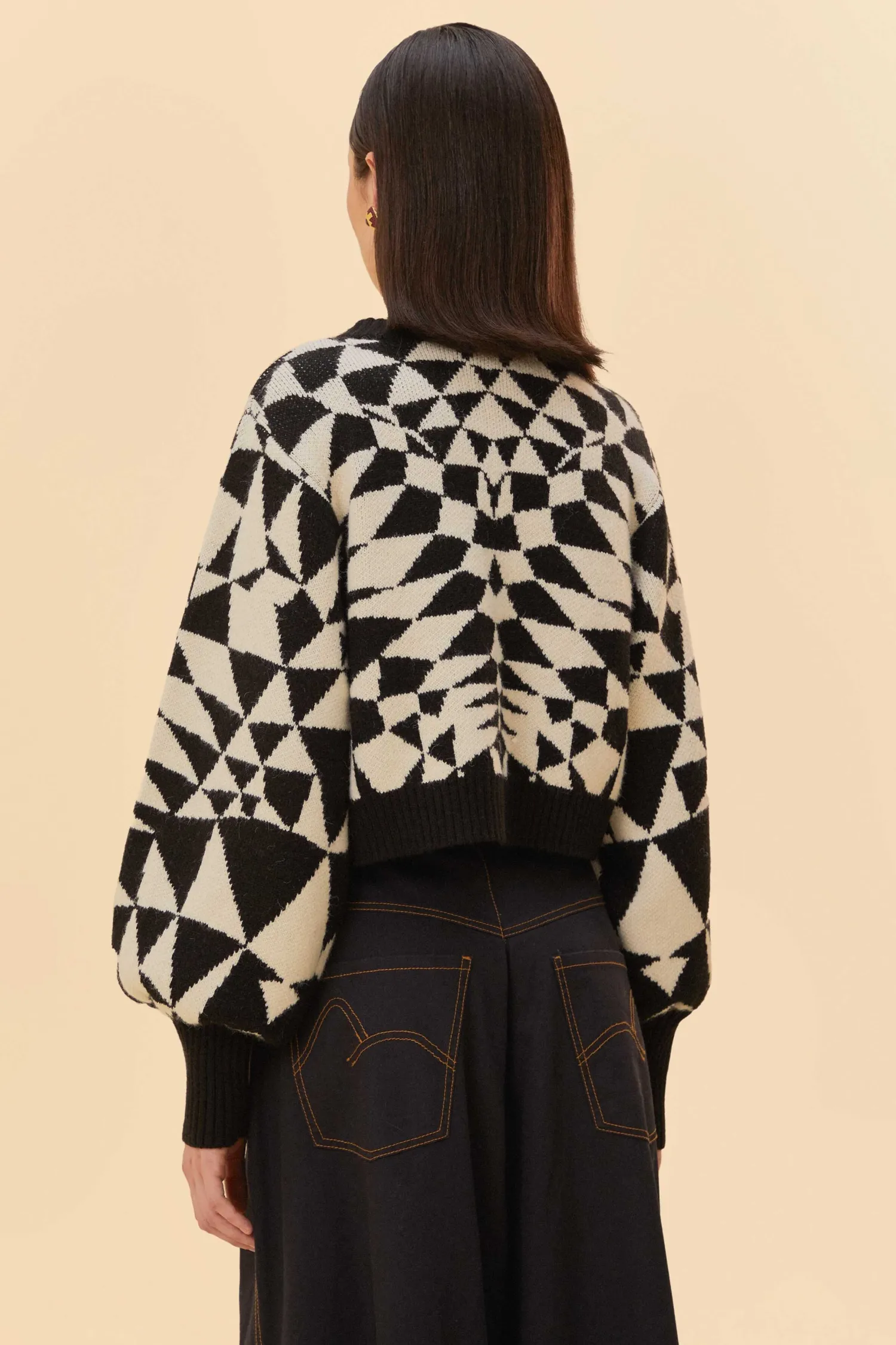 FARM Rio BLACK HEART DECO KNIT SWEATER