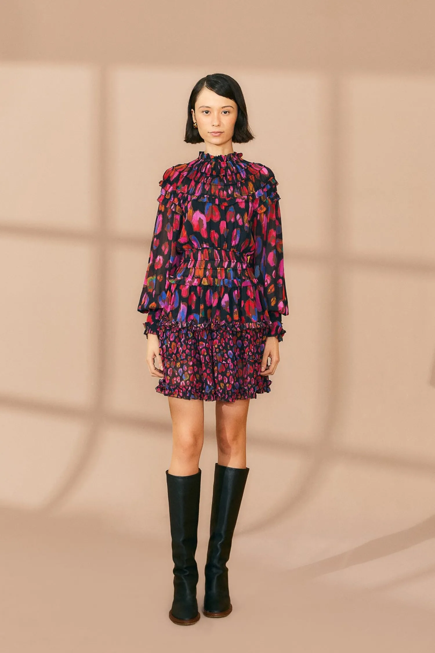 FARM Rio BLACK IRIDESCENT LEOPARDS RUFFLE MINI DRESS