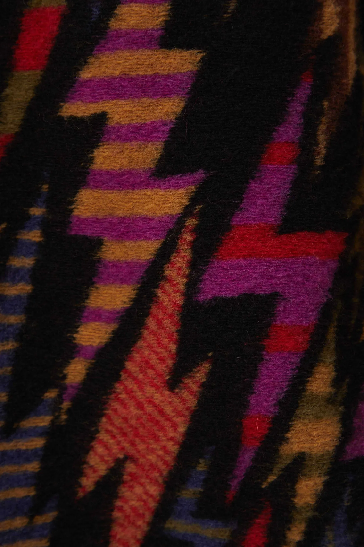 FARM Rio BLACK LIGHTNING MAXI FLEECE CARDIGAN