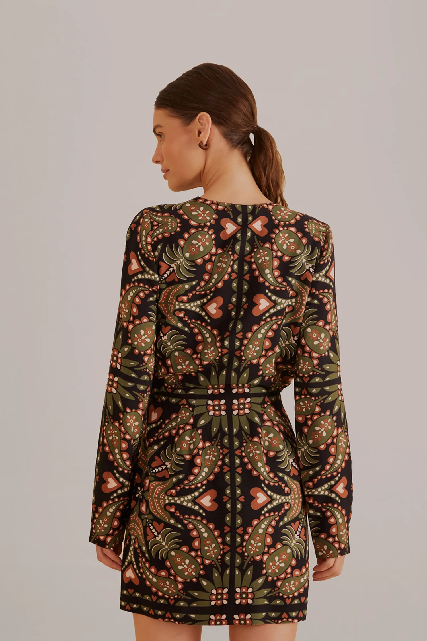 FARM Rio BLACK MARTINA SCARF LONG SLEEVE WRAP MINI DRESS