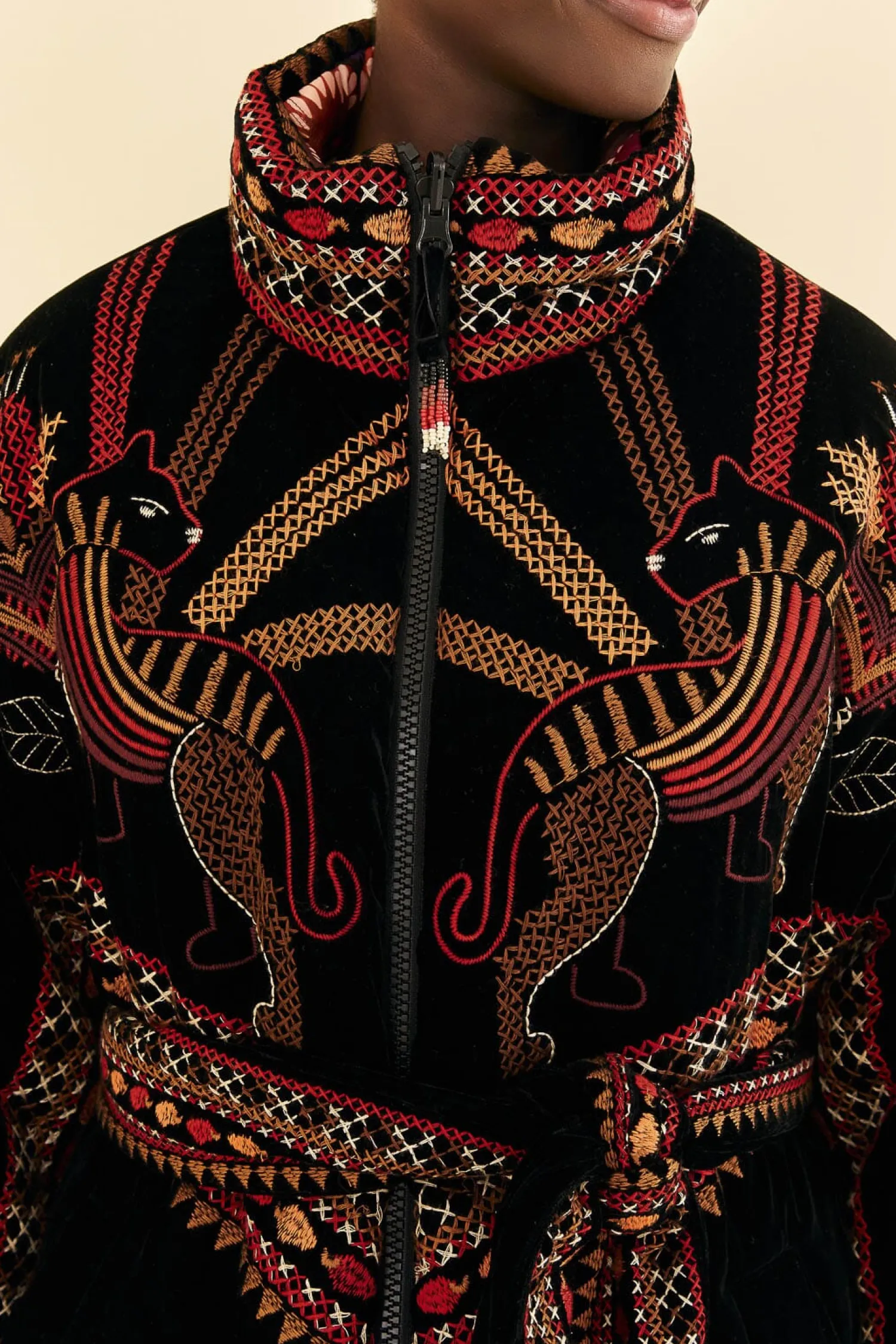 FARM Rio BLACK NATURE BEAUTY EMBROIDERED PUFFER JACKET