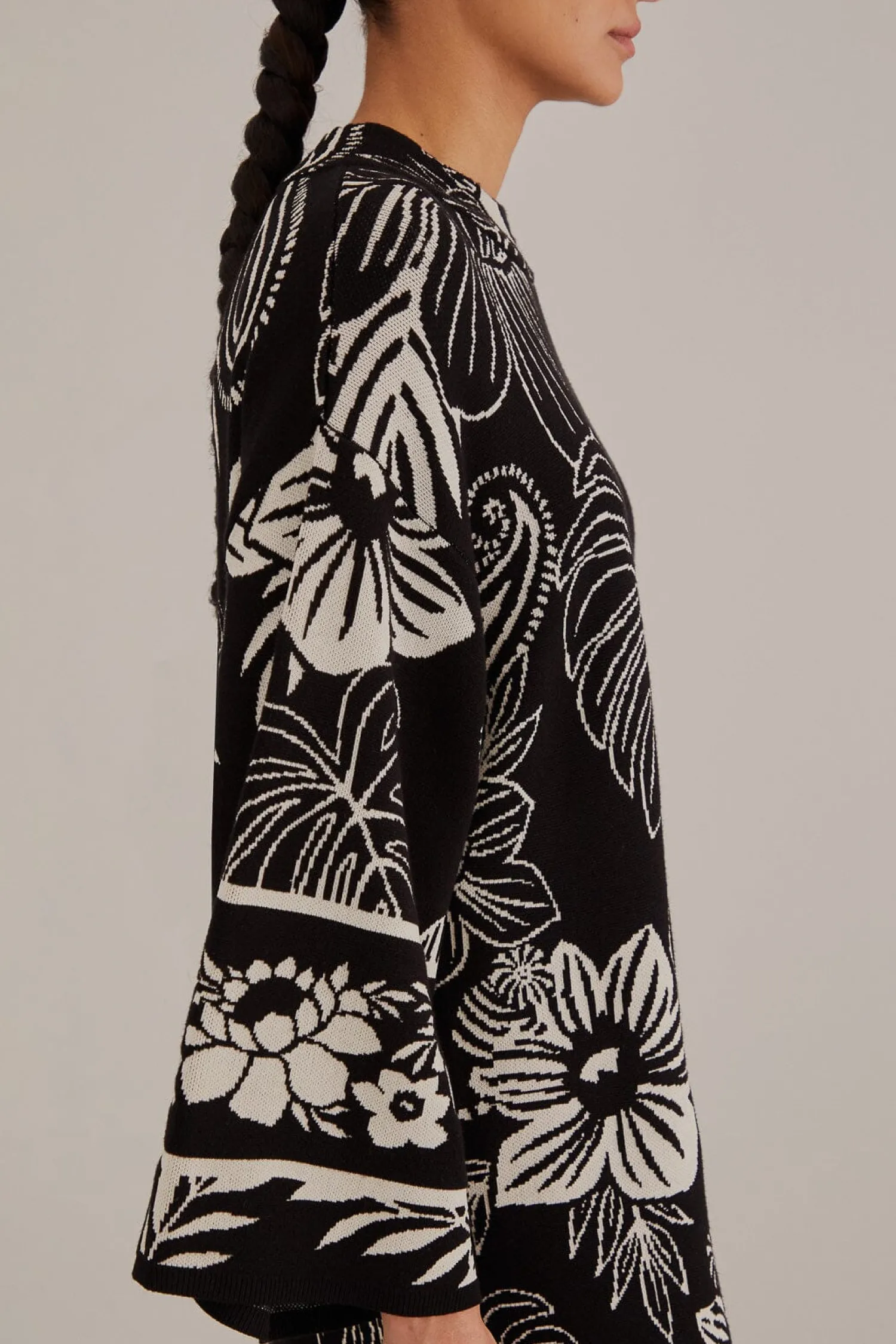 FARM Rio BLACK PAISLEY BLOOM KNIT DRESS