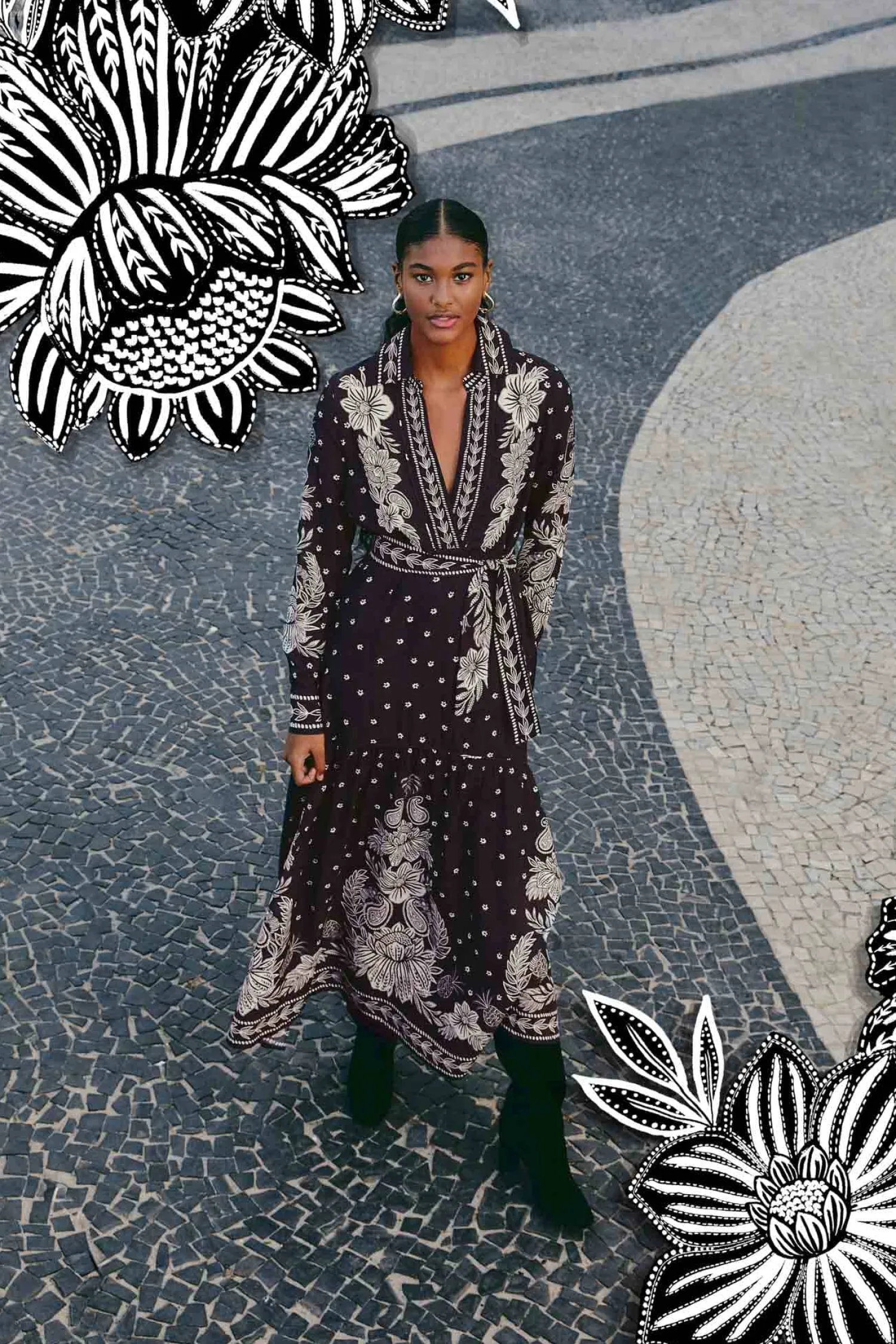 FARM Rio BLACK PAISLEY BLOOM MAXI DRESS