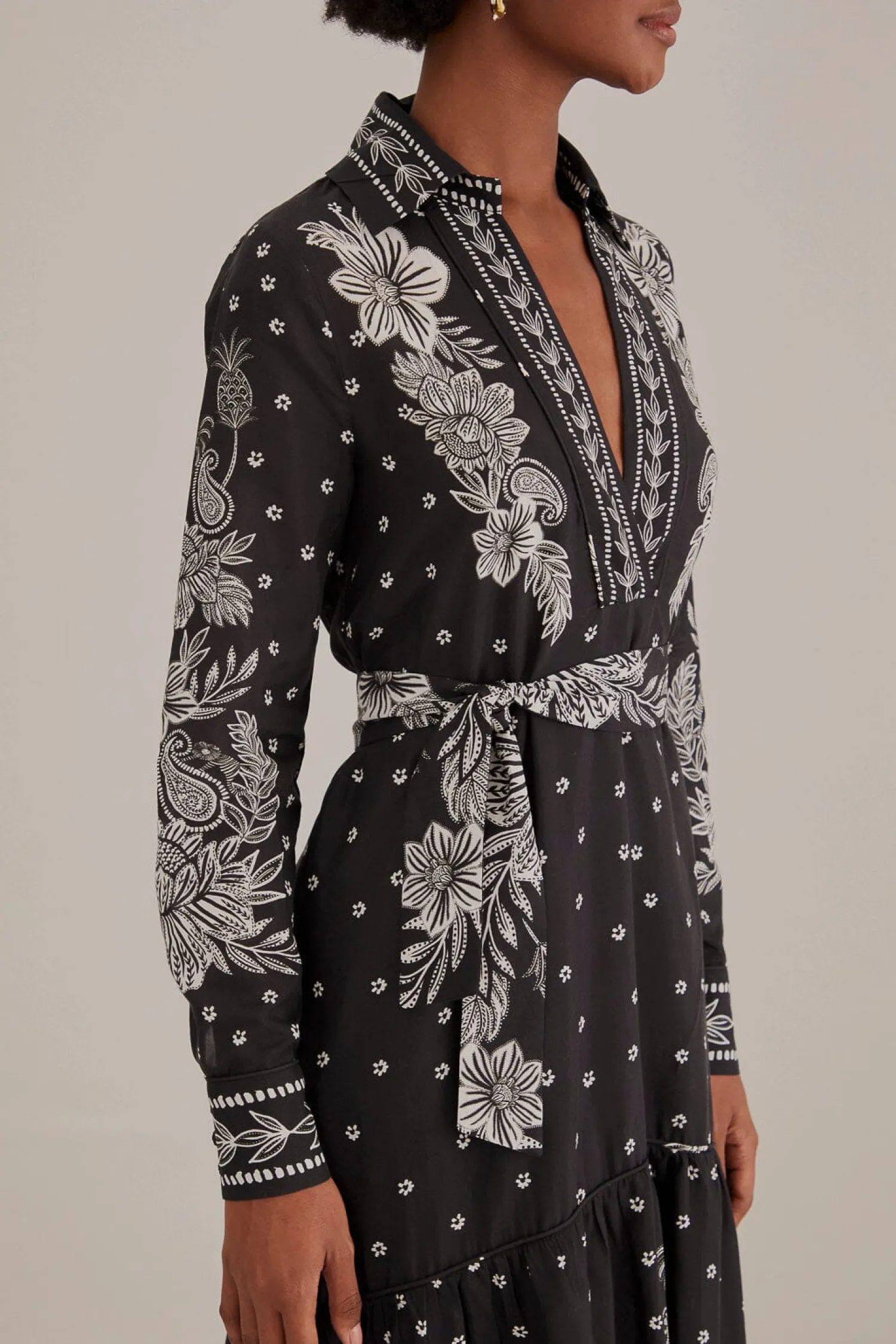 FARM Rio BLACK PAISLEY BLOOM MAXI DRESS
