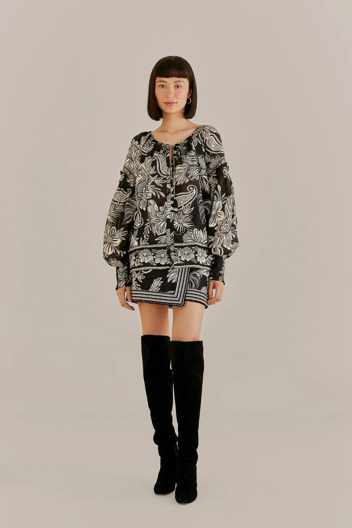 FARM Rio BLACK PAISLEY BLOOM MINI SKIRT