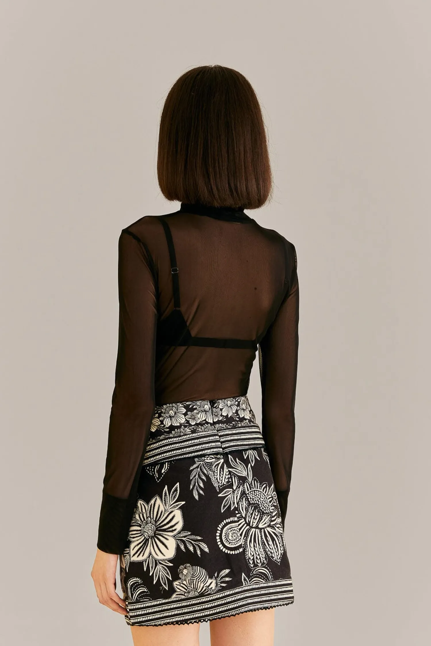 FARM Rio BLACK PAISLEY BLOOM MINI SKIRT