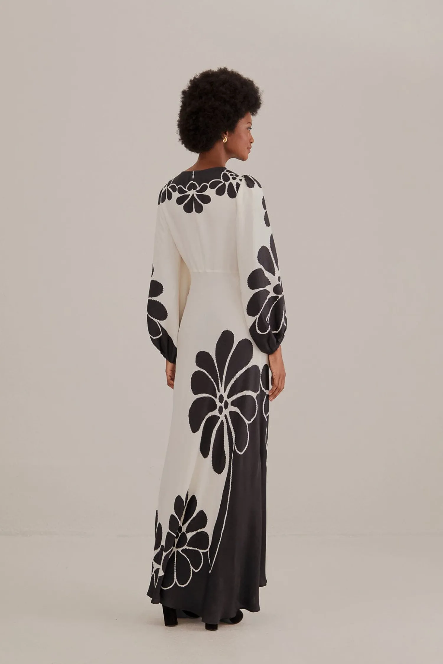 FARM Rio BLACK PALERMO CUT OUT LENZING™ ECOVERO™ VISCOSE MAXI DRESS