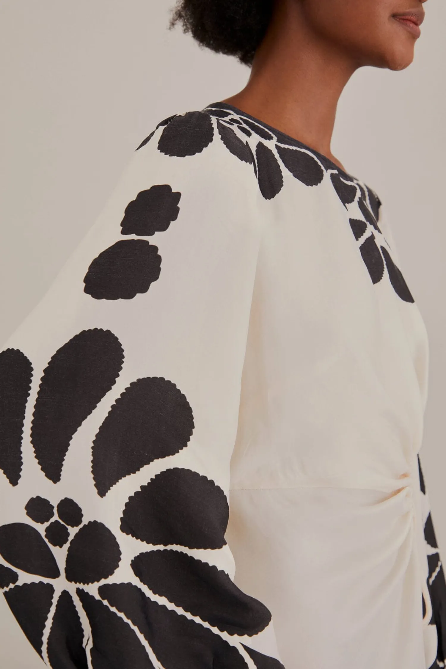 FARM Rio BLACK PALERMO CUT OUT LENZING™ ECOVERO™ VISCOSE MAXI DRESS