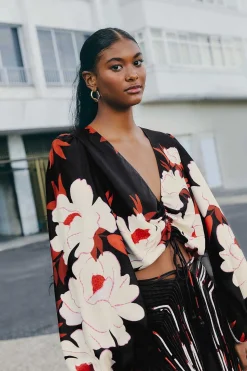 FARM Rio BLACK PEONY LONG SLEEVE BLOUSE