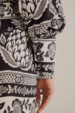 FARM Rio  BLACK PINEAPPLE GARDEN LONG SLEEVE SHIRTDRESS