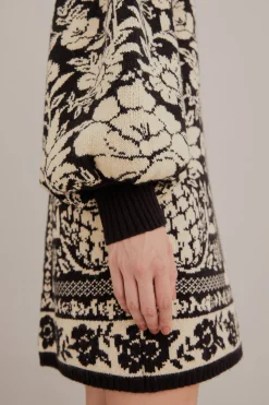 FARM Rio  BLACK PINEAPPLE GARDEN MINI SWEATER DRESS