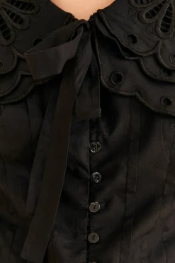 FARM Rio  BLACK RICHELIEU BIG COLLAR BLOUSE
