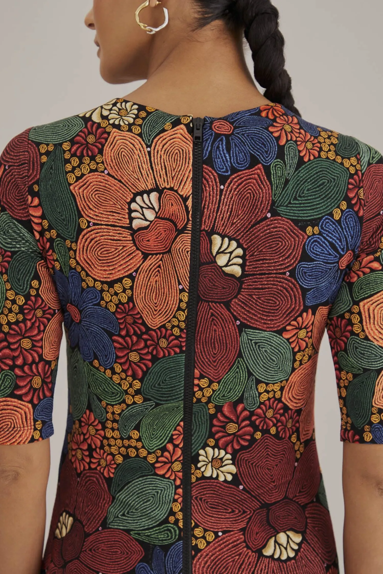 FARM Rio BLACK STITCHED FLOWERS LENZING™ ECOVERO™ VISCOSE MIDI DRESS
