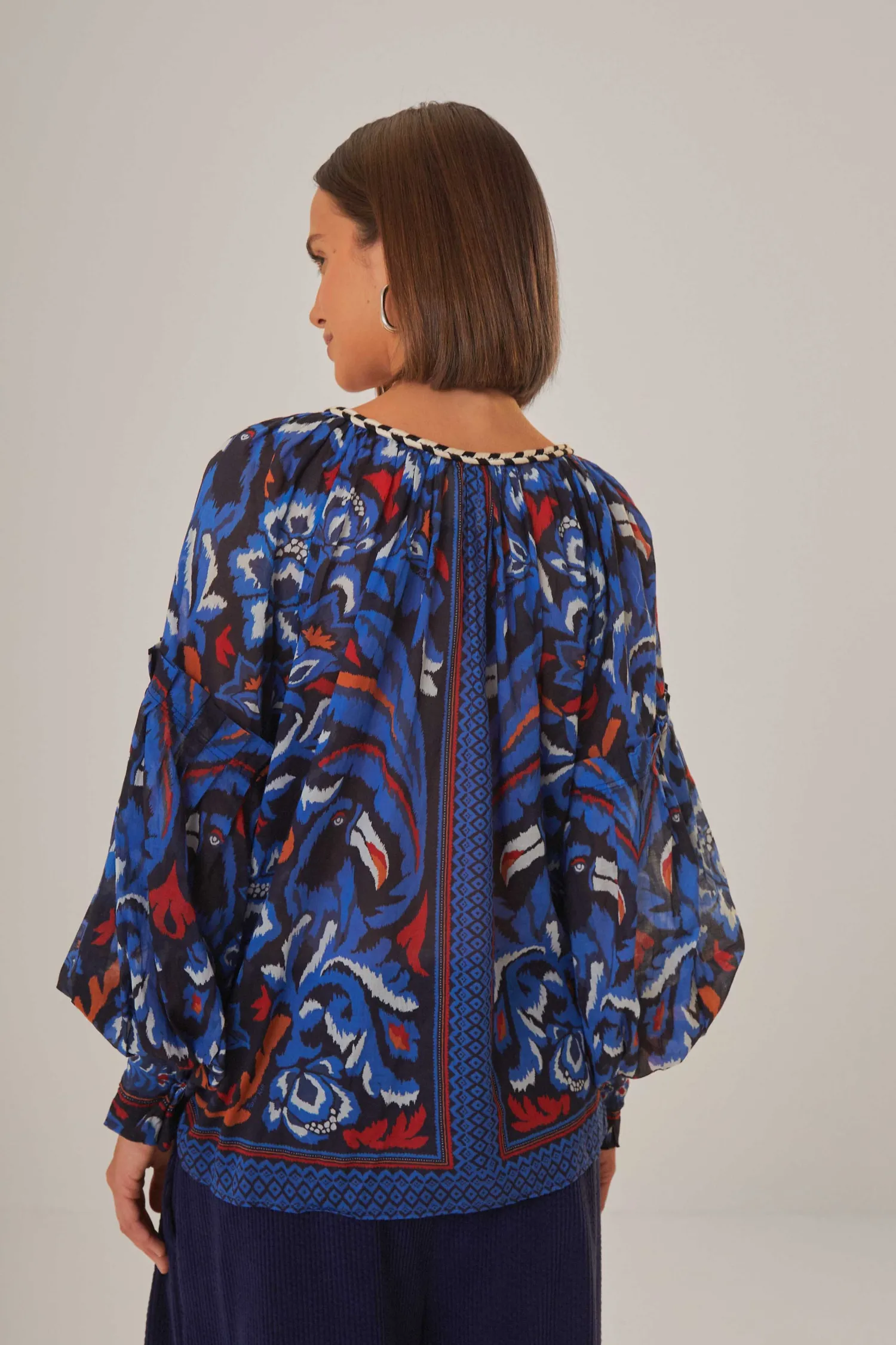 FARM Rio BLACK TOUCANS SCARF BLOUSE