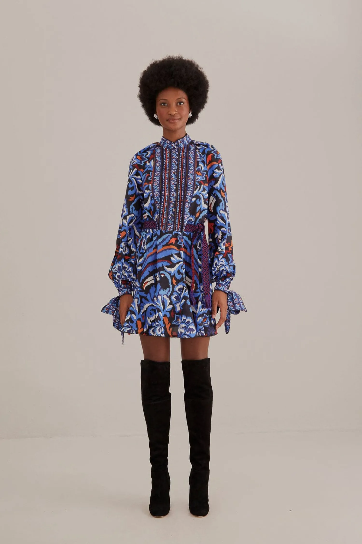 FARM Rio BLACK TOUCANS SCARF LONG SLEEVE MINI DRESS