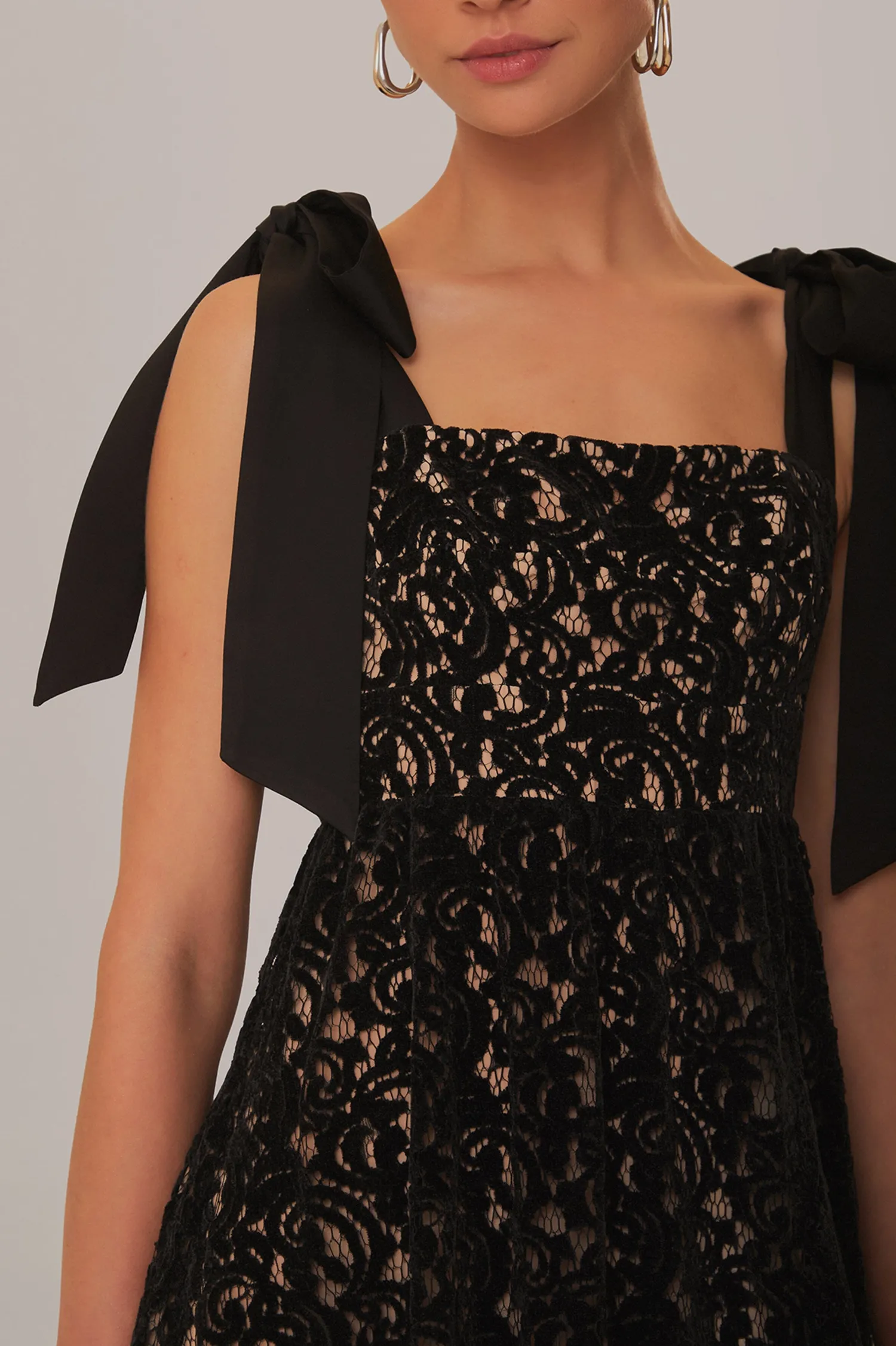 FARM Rio BLACK VELVET LACE SLEEVELESS MAXI DRESS
