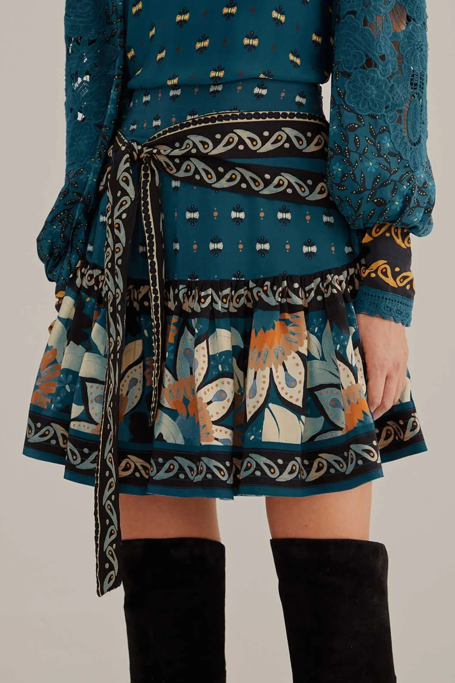 FARM Rio BLUE AINIKA CHILL MINI SKIRT