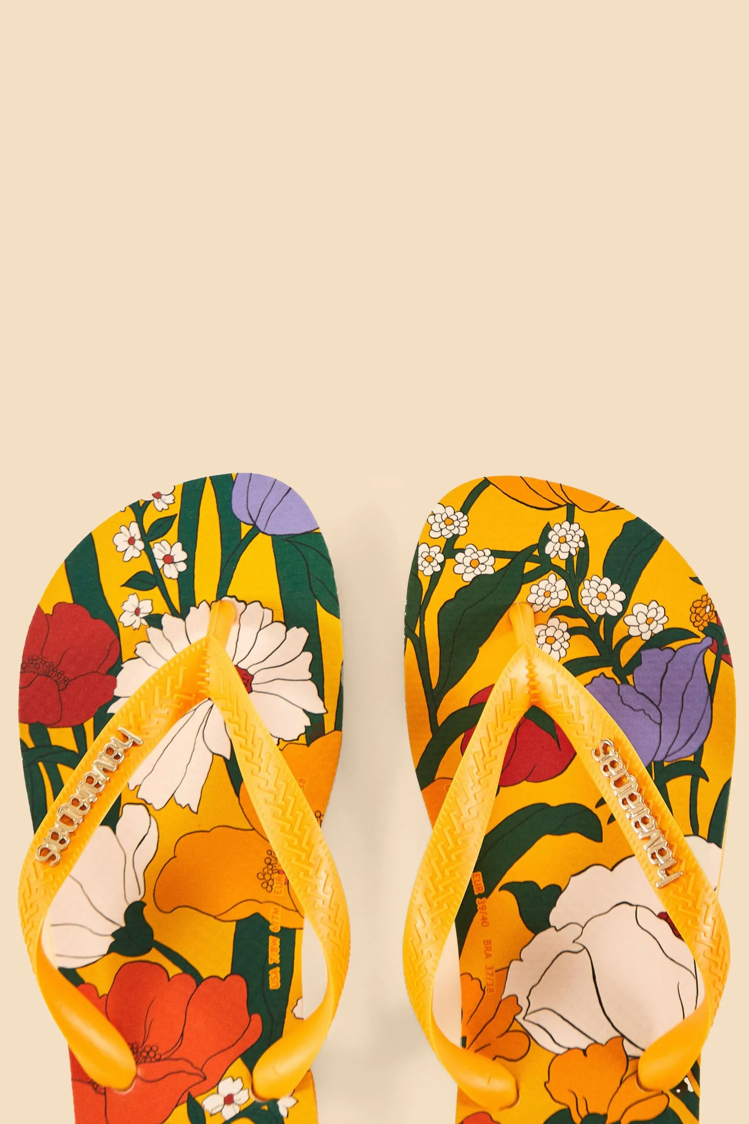 FARM Rio BUCOLIC FLORAL HAVAIANAS SANDALS