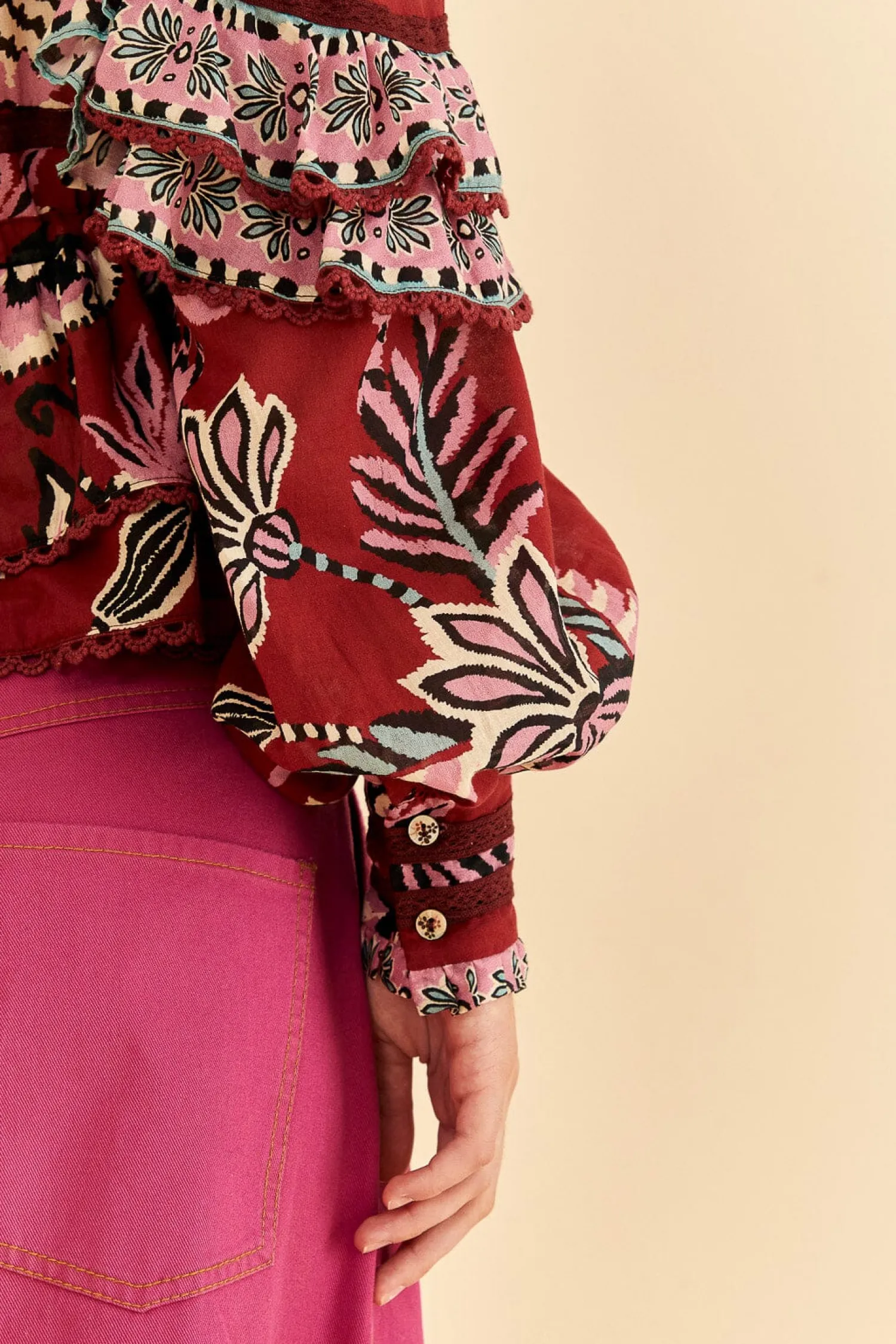 FARM Rio BURGUNDY PINEAPPLE INSPIRATION RUFFLE BLOUSE