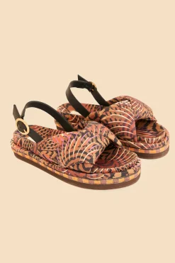 FARM Rio  CARAMEL MACAWMOUFLAGE PUFFY FLAT SANDAL