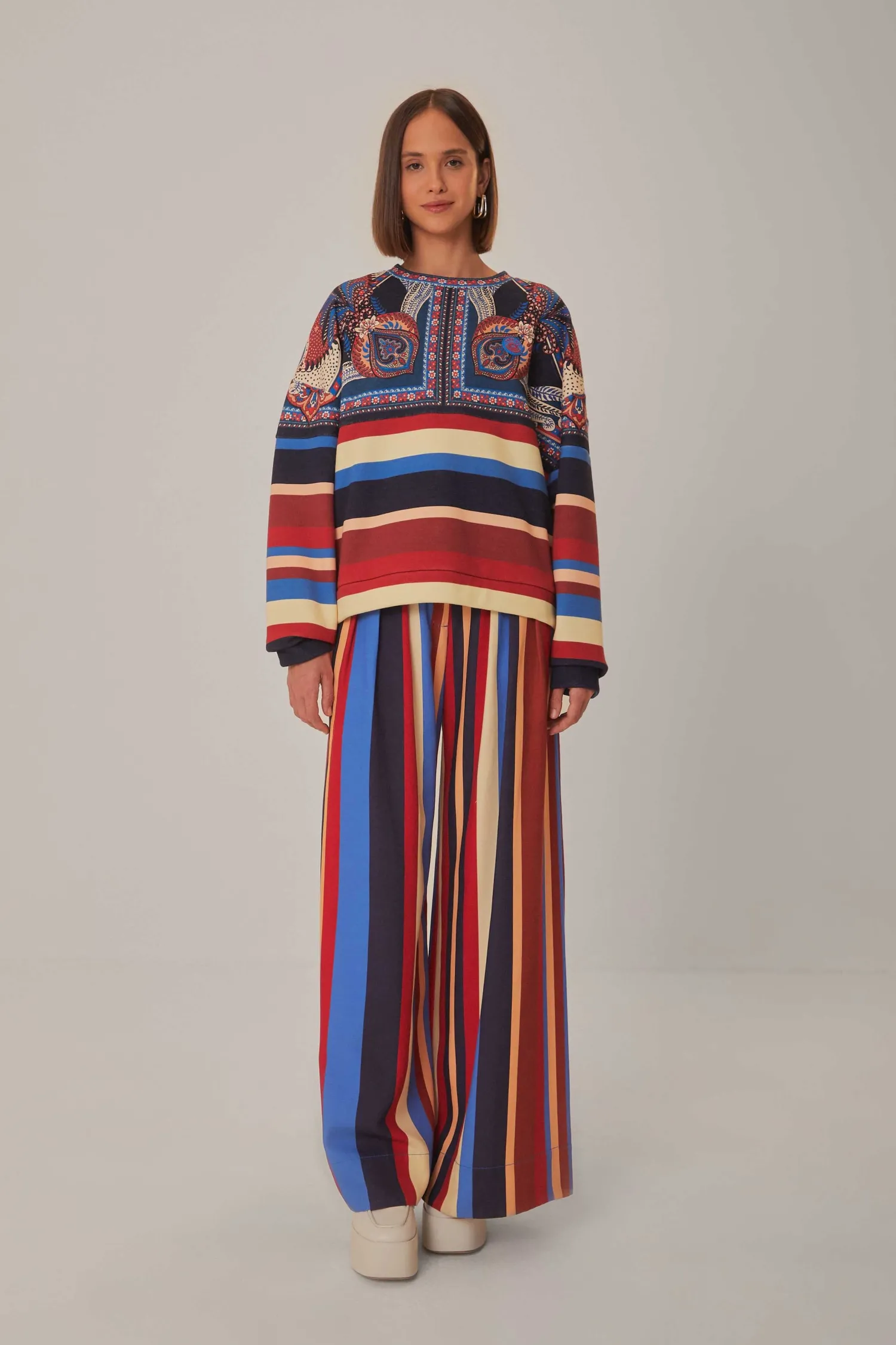 FARM Rio ENERGY SCARF MIXED PRINT SWEATSHIRT