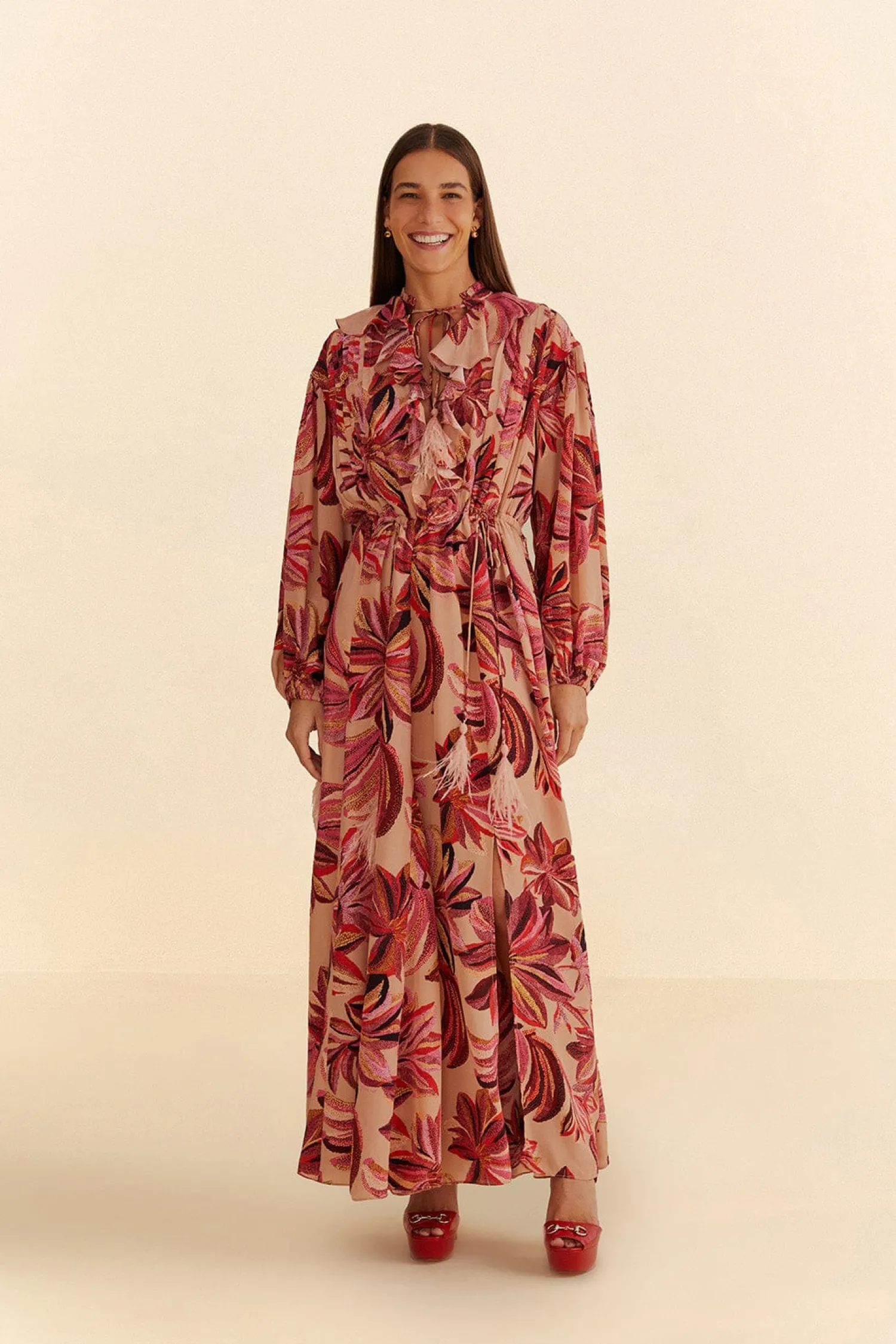 FARM Rio FLORAL TAPESTRY V NECK MAXI DRESS