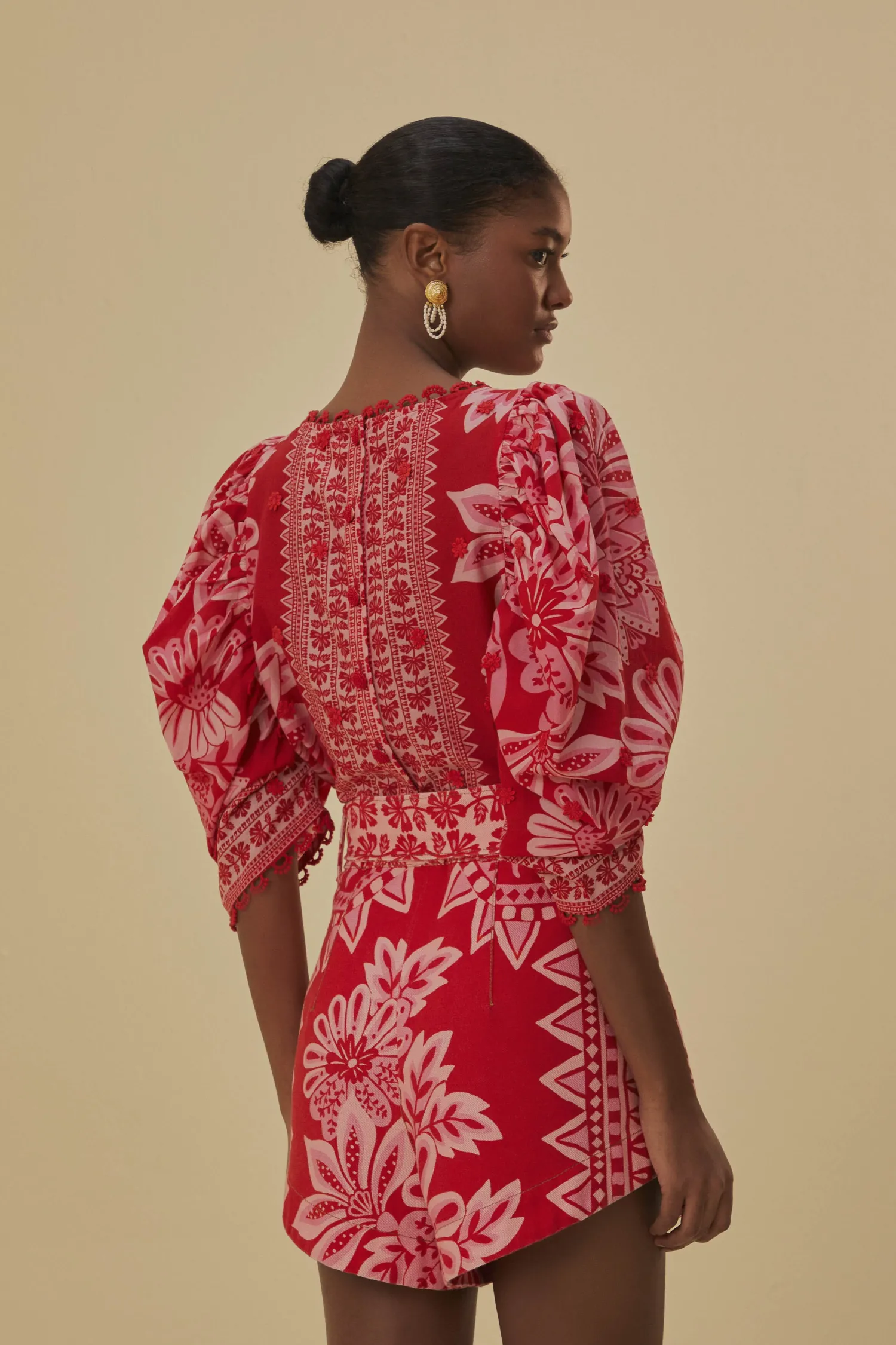 FARM Rio FLORA TAPESTRY RED SHORTS