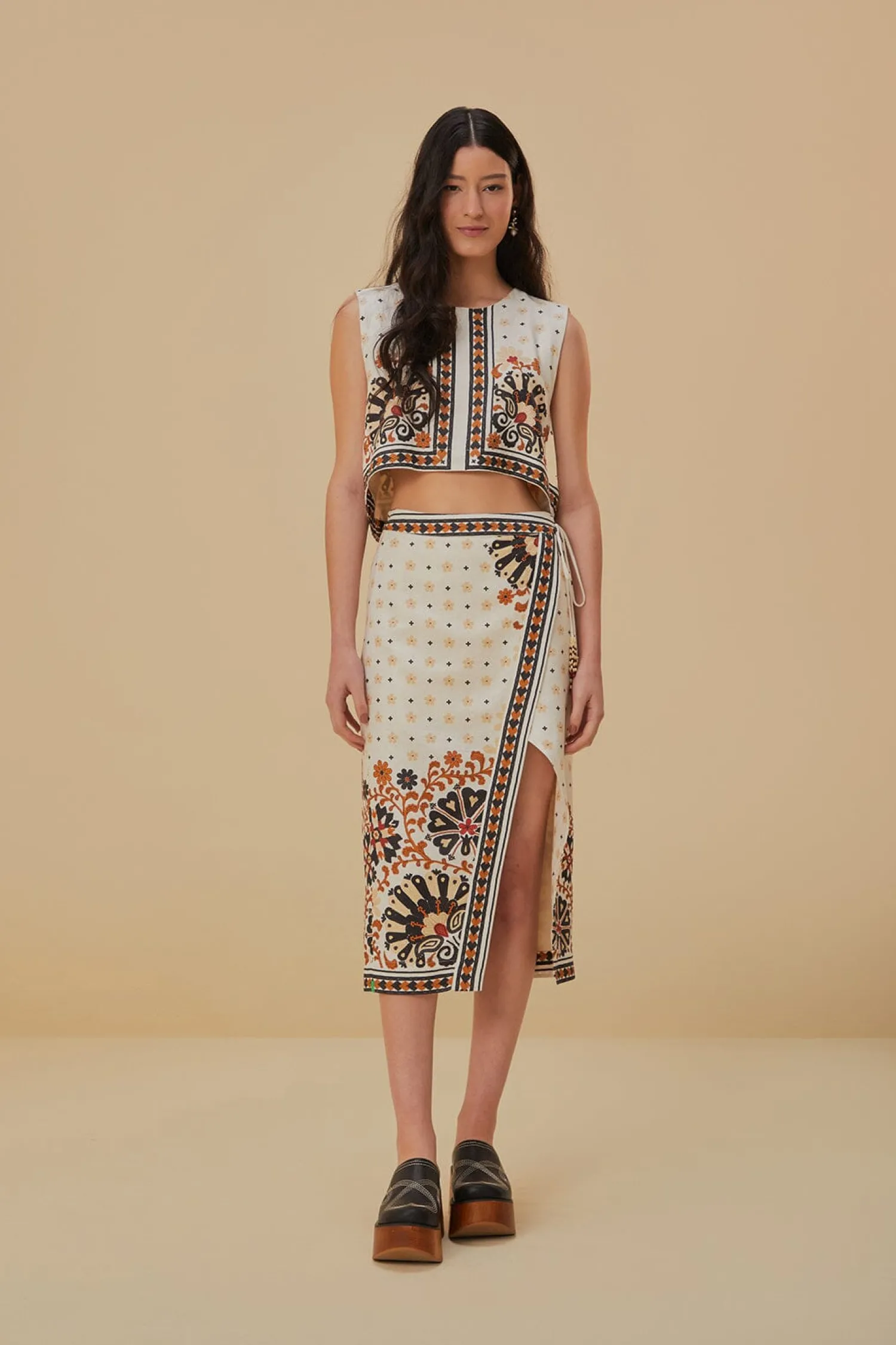 FARM Rio FLOWER FAN TAPESTRY OFF-WHITE CROPPED