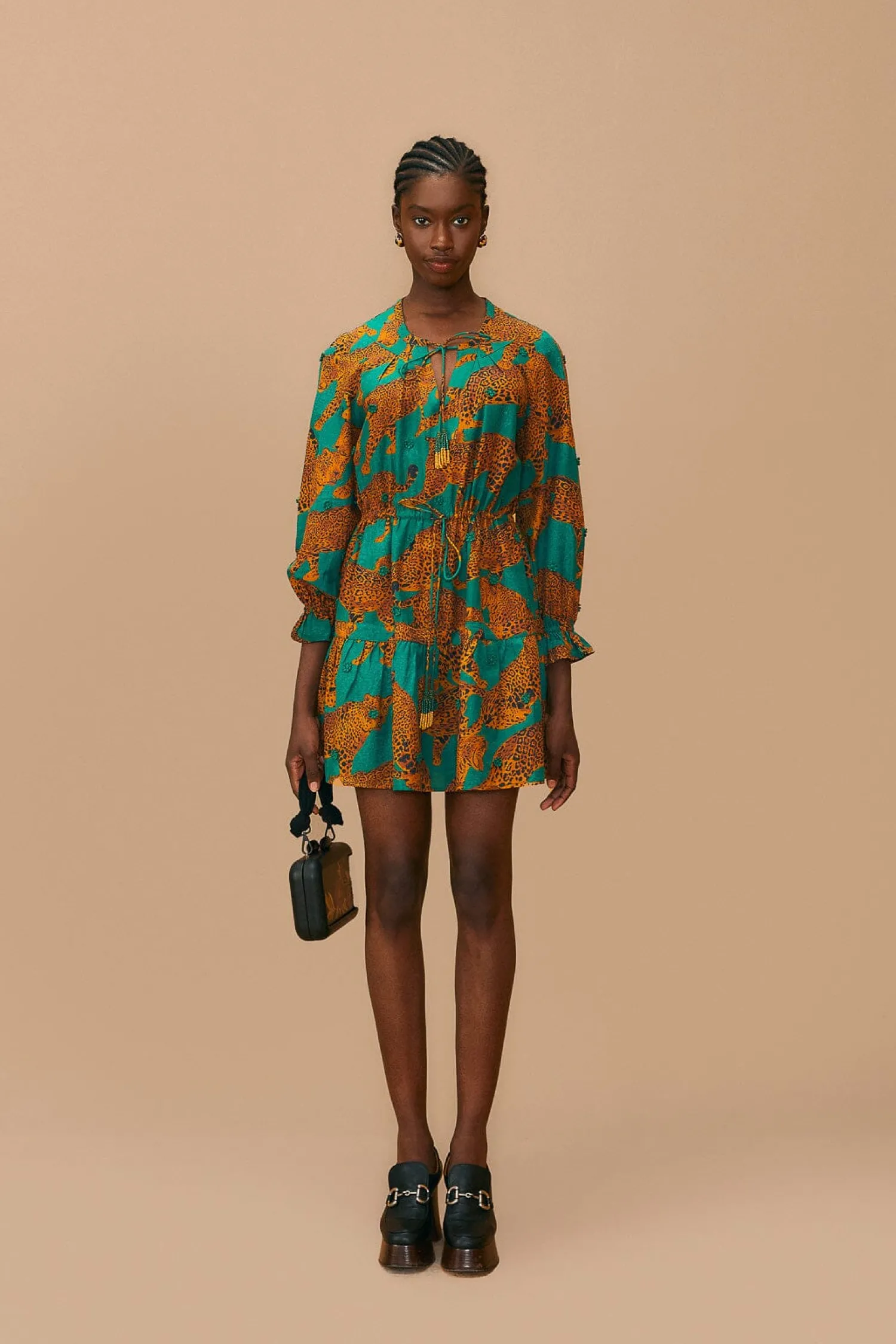 FARM Rio GREEN ARTSY LEOPARDS LONG SLEEVE MINI DRESS