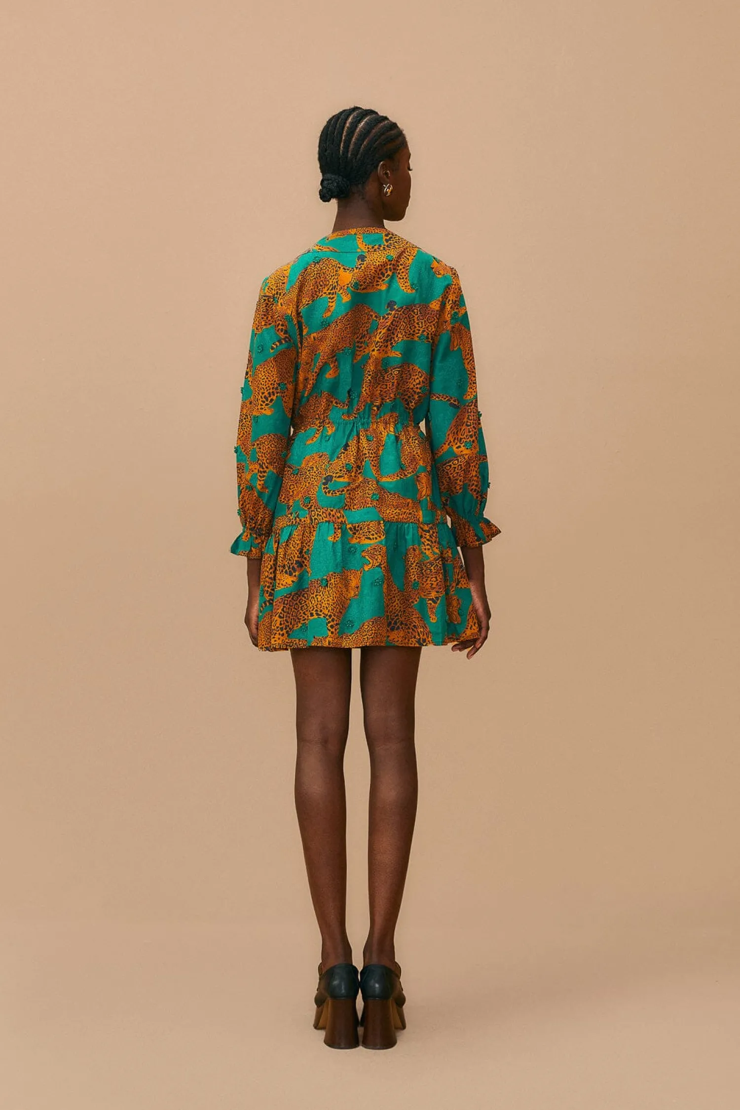 FARM Rio GREEN ARTSY LEOPARDS LONG SLEEVE MINI DRESS