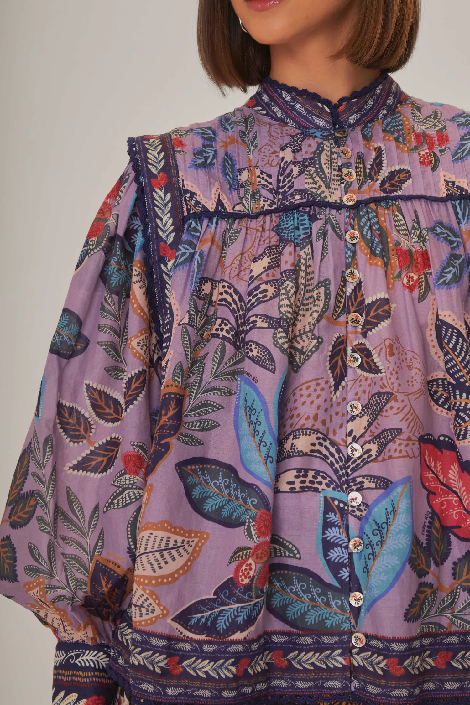 FARM Rio LAVENDER WILD NIGHT LONG SLEEVE BLOUSE