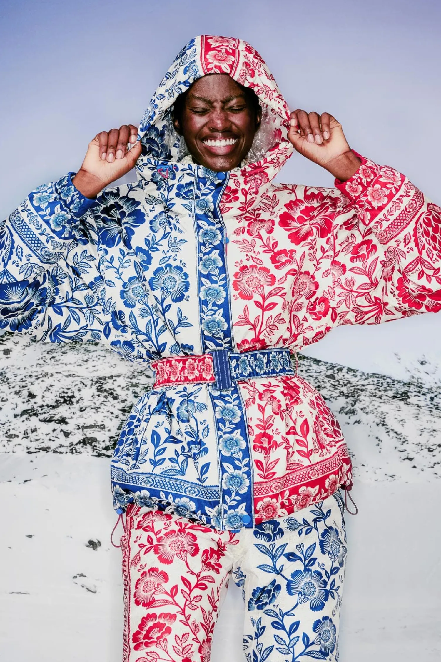 FARM Rio MIXED PINEAPPLE GARDEN SKI JACKET