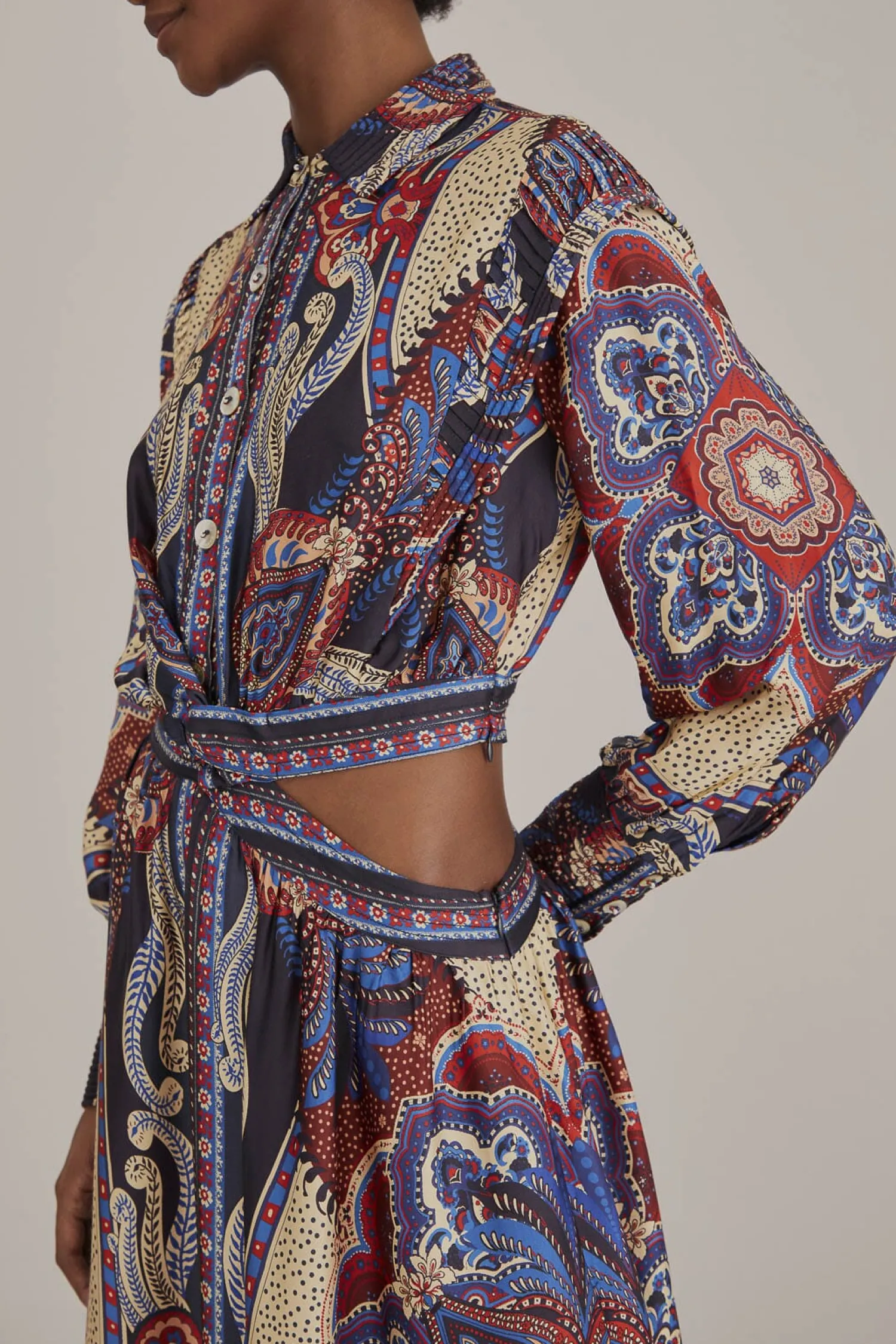 FARM Rio MULTICOLOR ENERGY SCARF CUT-OUT MAXI DRESS
