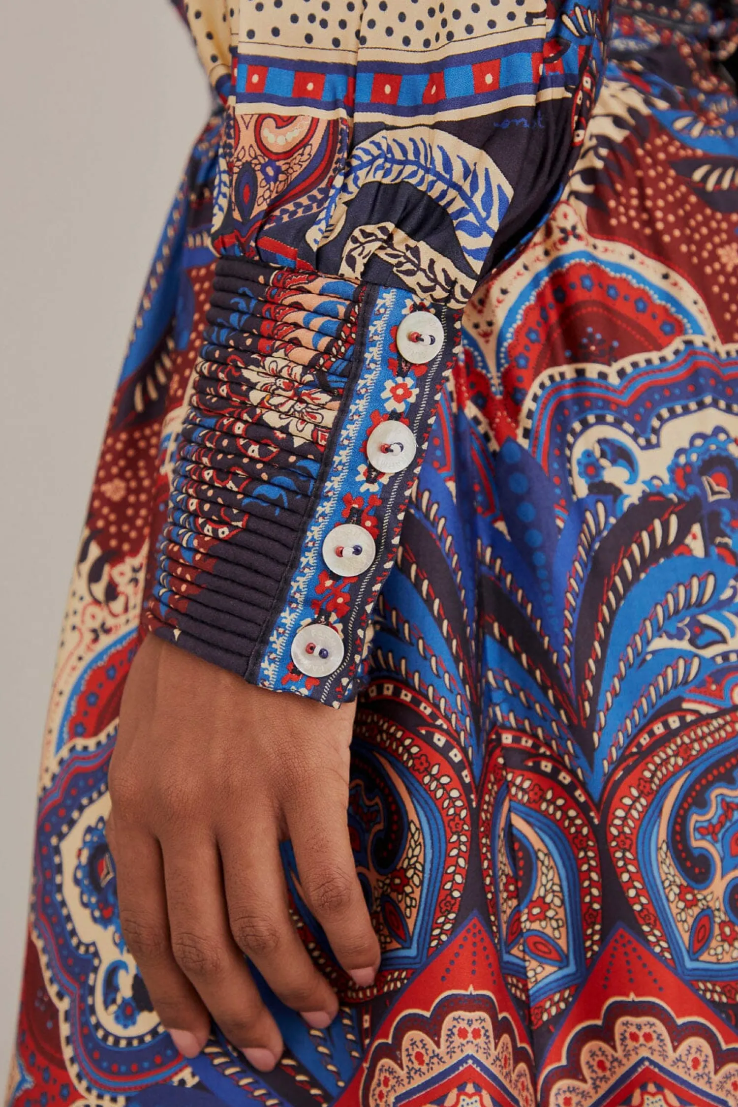 FARM Rio MULTICOLOR ENERGY SCARF CUT-OUT MAXI DRESS
