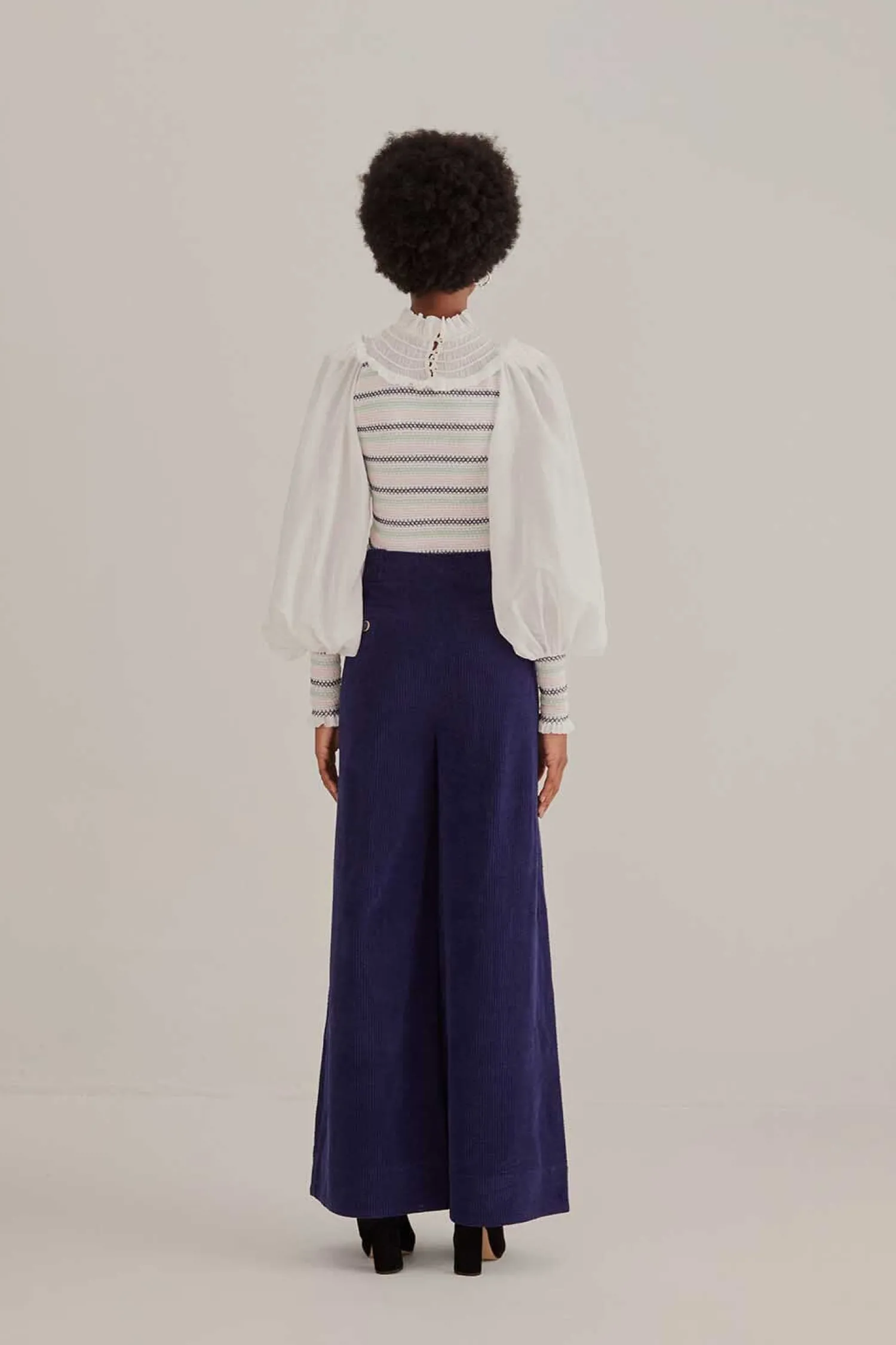 FARM Rio NAVY BLUE LOW WAISTED TAILORED PANTS