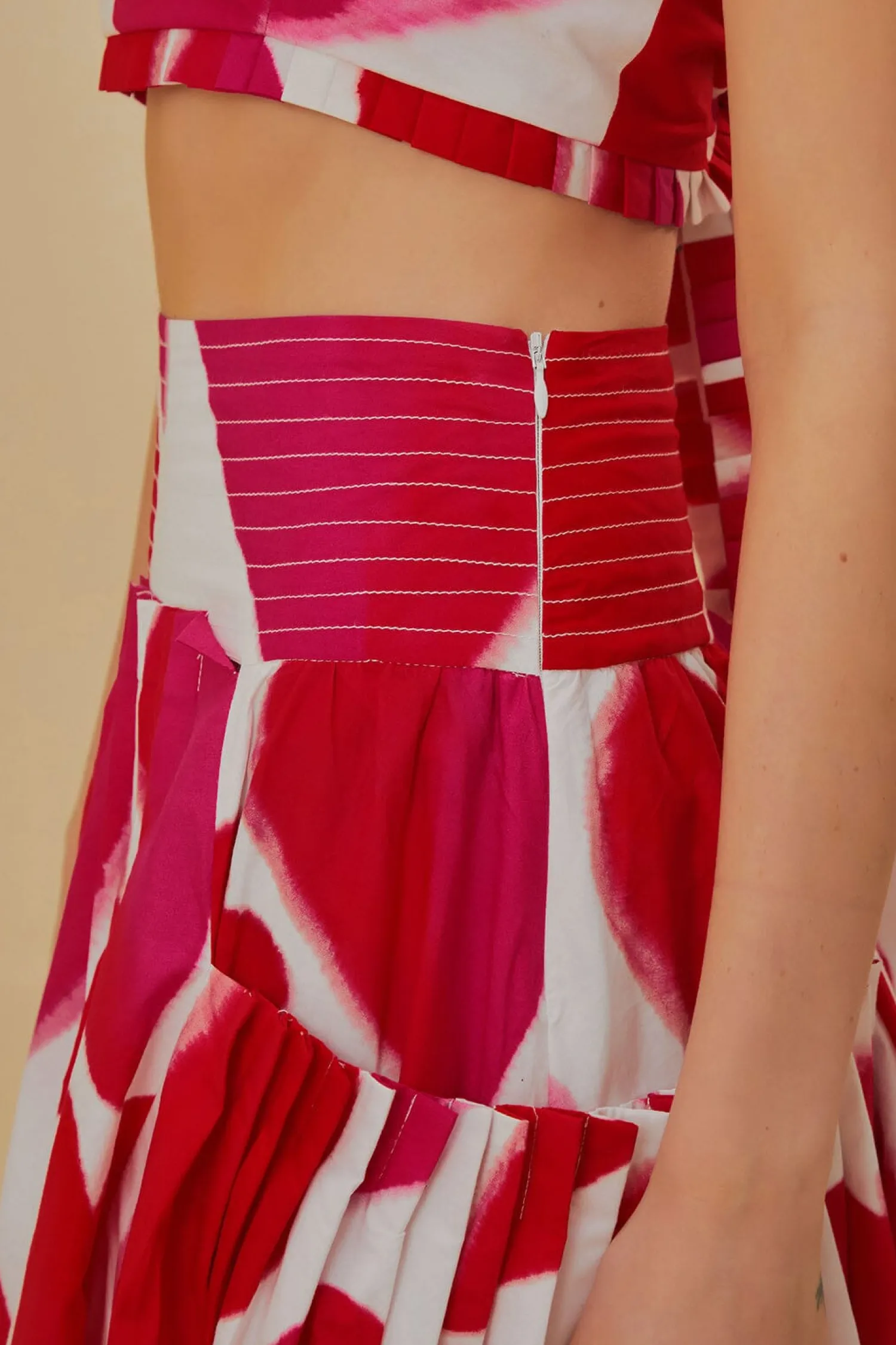 FARM Rio OFF-WHITE PAINTED HEARTS MIDI SKIRT