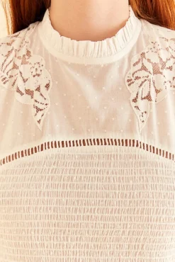 FARM Rio  OFF-WHITE SMOCKED BLOUSE