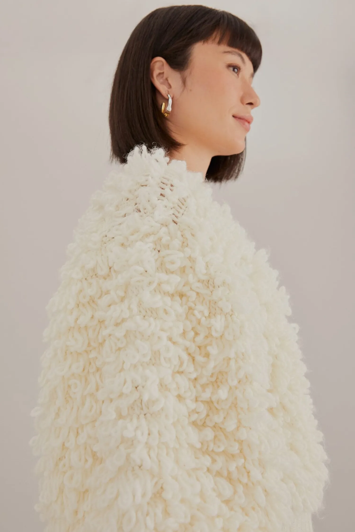 FARM Rio OFF-WHITE TEXTURED V NECK CARDIGAN