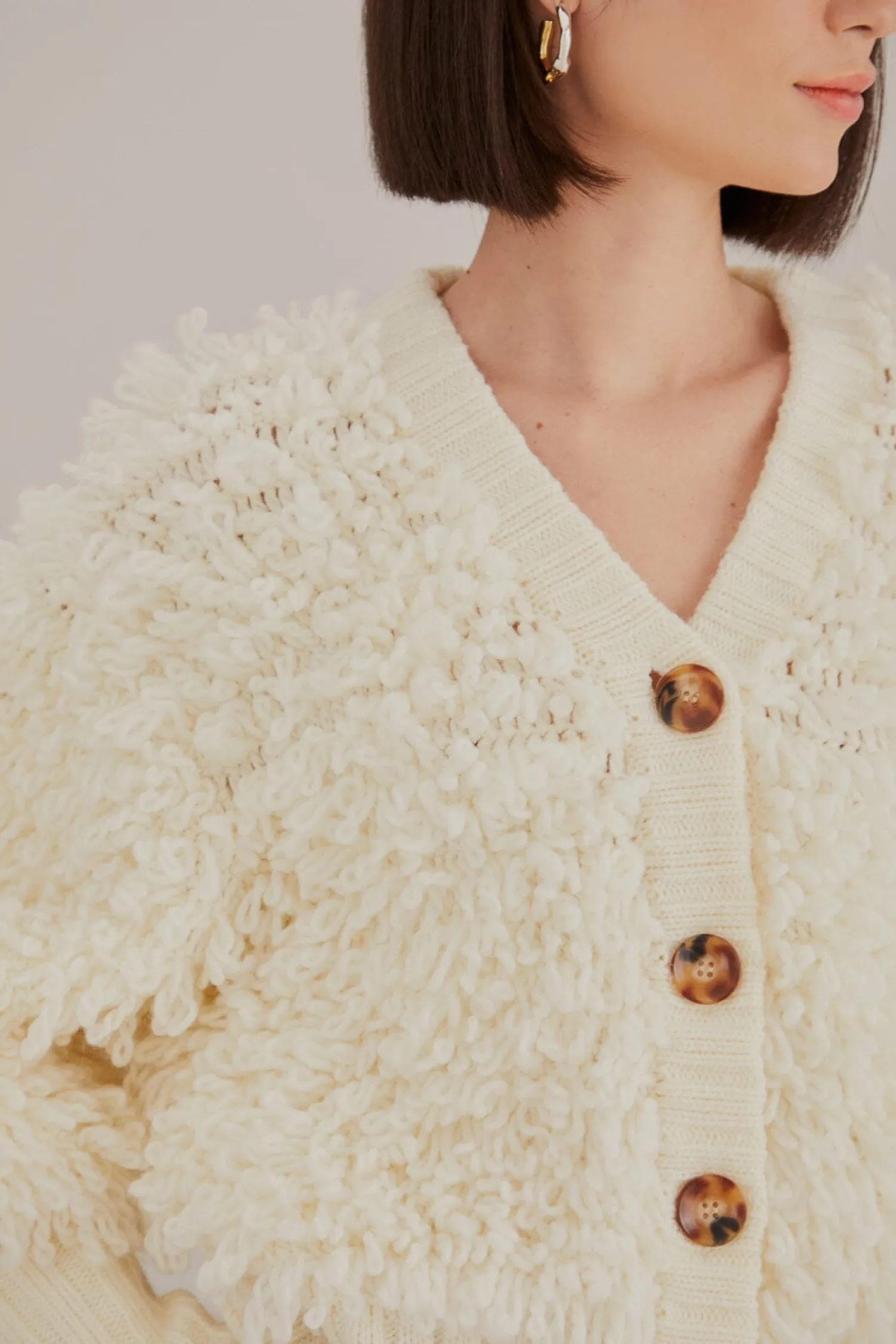FARM Rio OFF-WHITE TEXTURED V NECK CARDIGAN