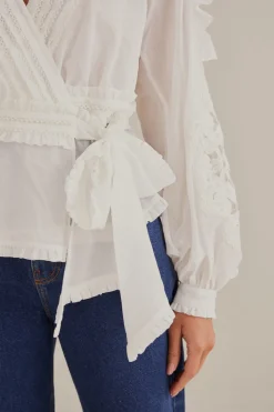 FARM Rio  OFF-WHITE V NECK BLOUSE