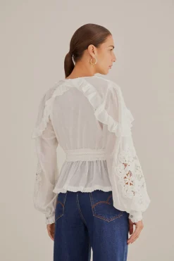 FARM Rio  OFF-WHITE V NECK BLOUSE
