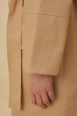 FARM Rio POCKETS OVER NUDE TRENCH COAT