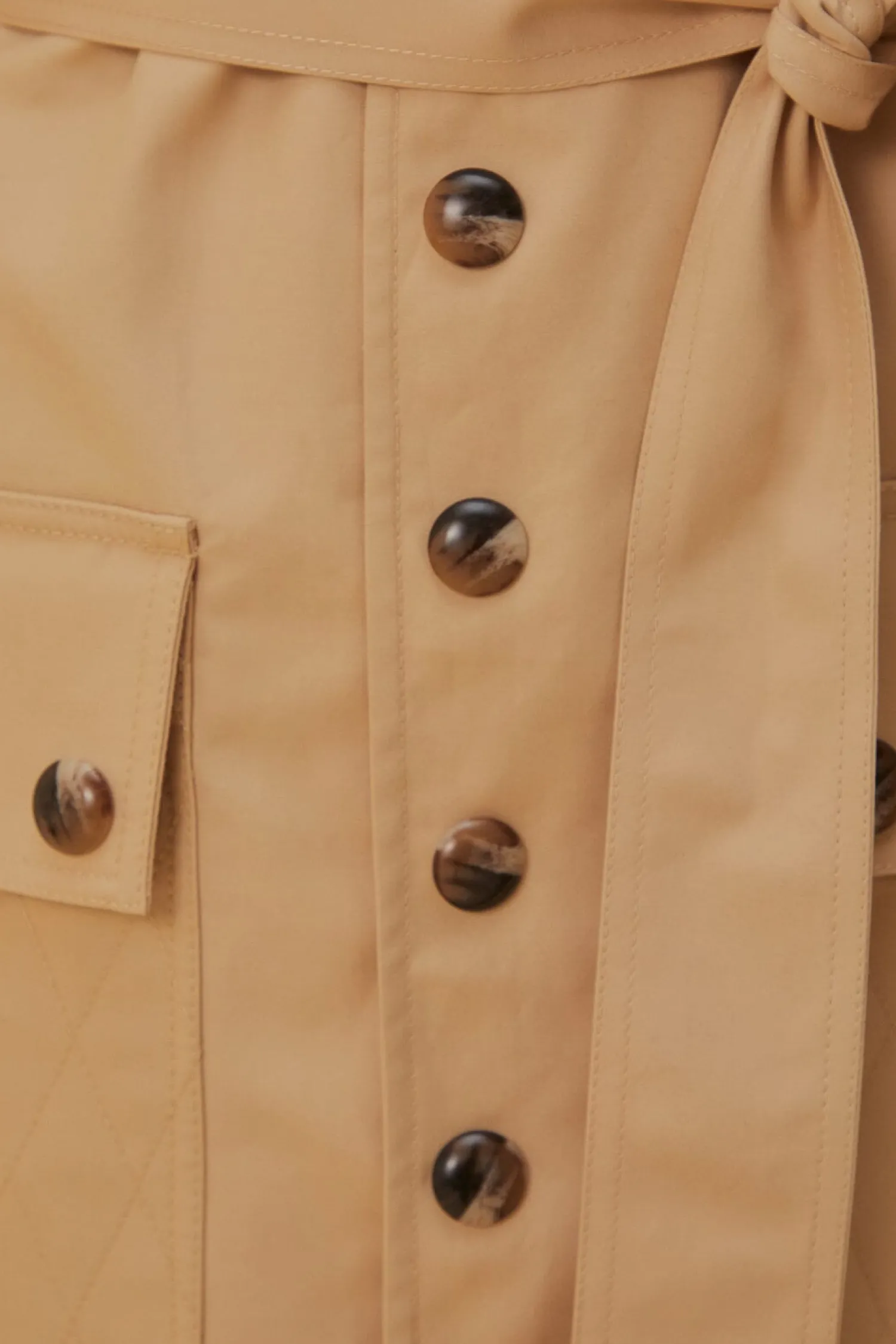 FARM Rio POCKETS OVER NUDE TRENCH COAT
