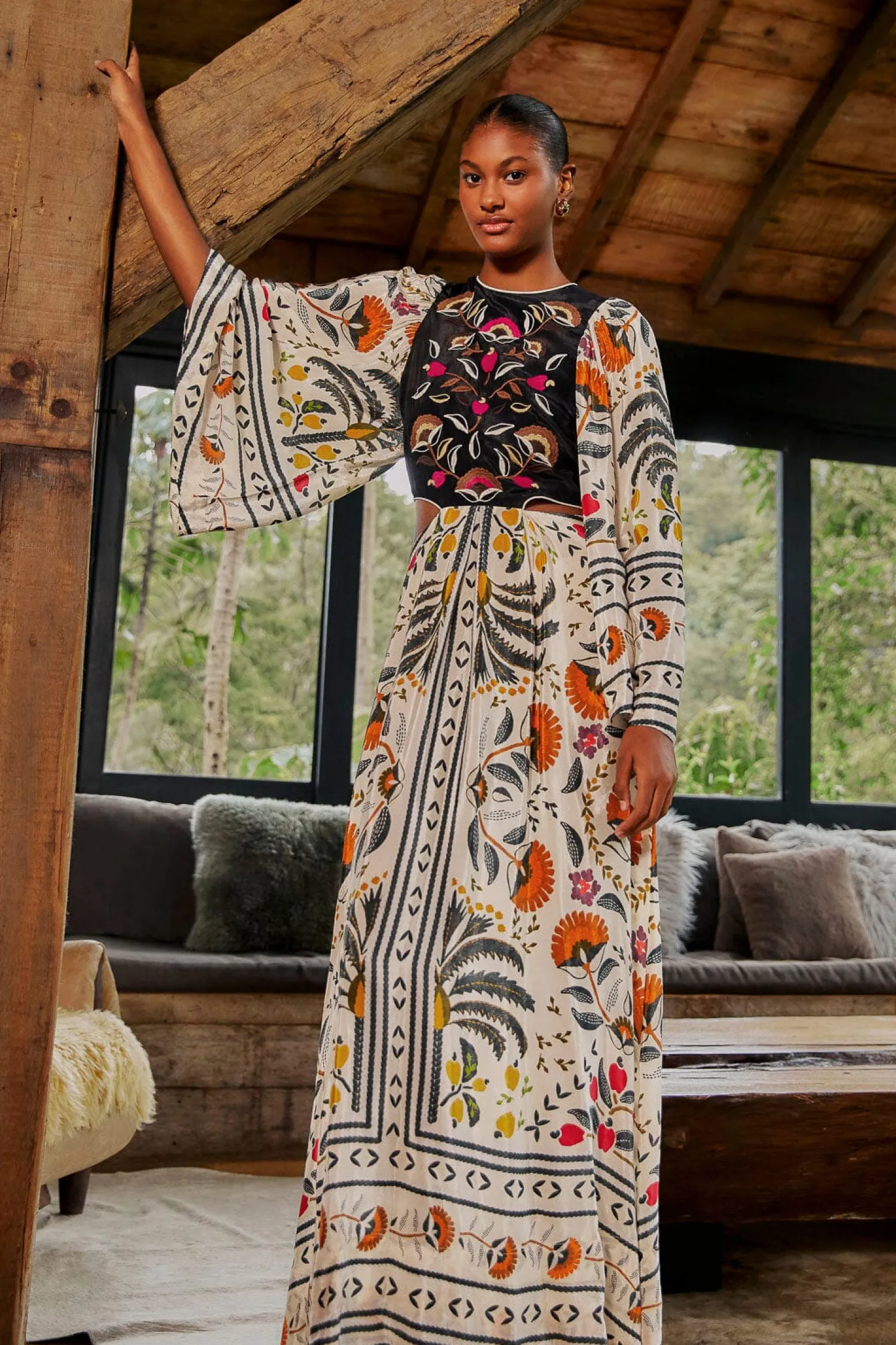FARM Rio SAND PALMS PARADISE EMBROIDERED CUT OUT MIDI DRESS