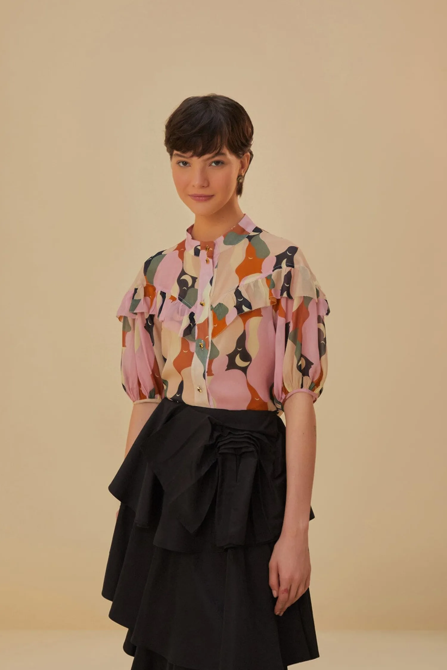 FARM Rio THE KISS MULTICOLOR SHORT SLEEVE BLOUSE